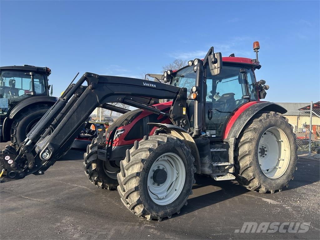 Valtra G115 ACTIVE Traktori