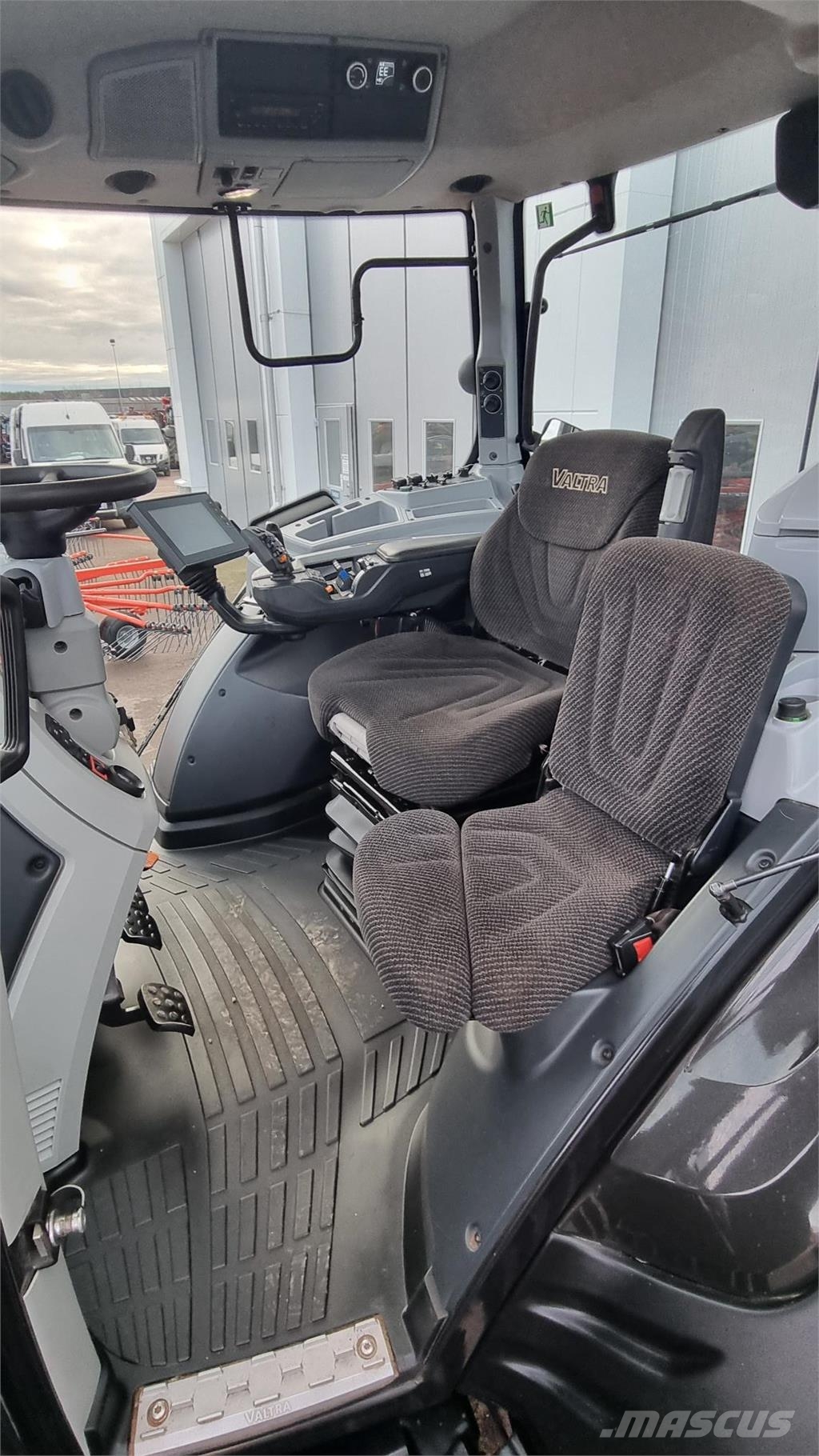 Valtra N154E DIRECT +L Tractoare