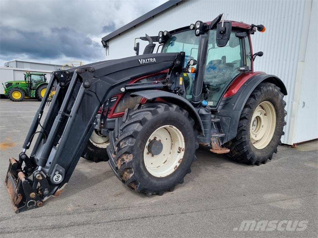 Valtra N174 DIRECT 1B7 SMARTTOUCH Traktorok
