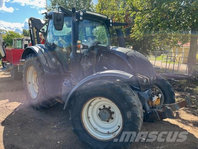 Valtra N174 DIRECT + F Tractoare