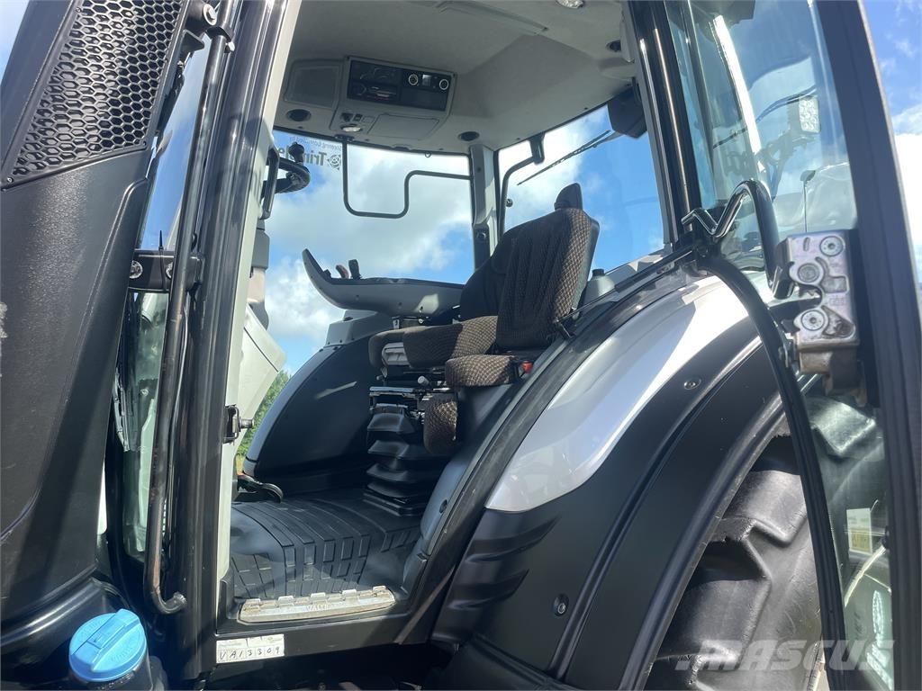 Valtra N174 DIRECT+L+F Traktorok