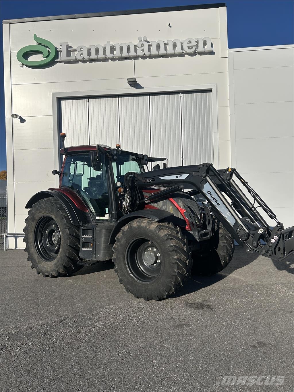 Valtra N175 DIRECT Трактори