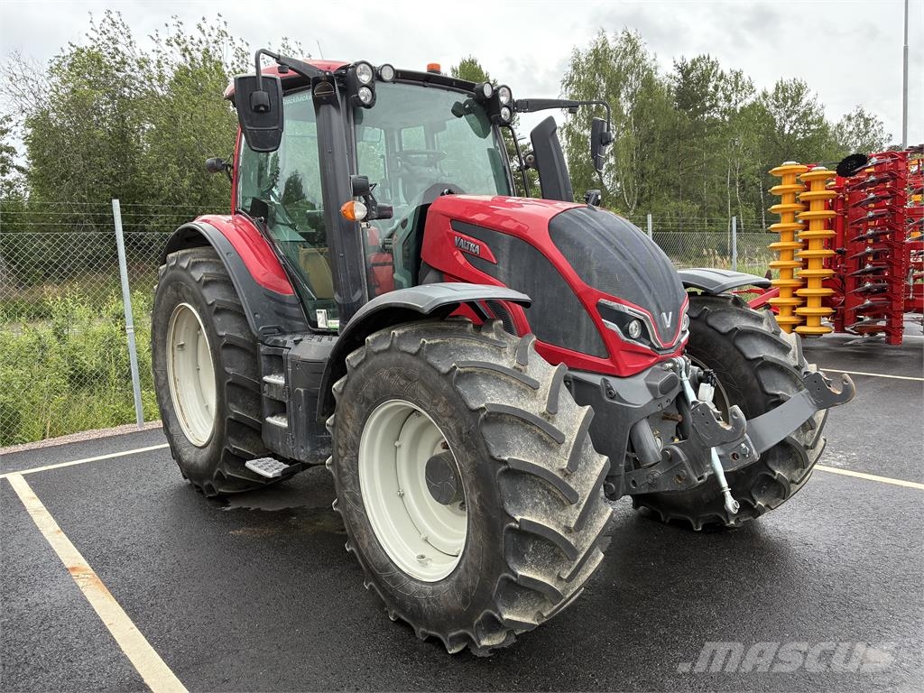 Valtra N175 DIRECT +F Tractoren