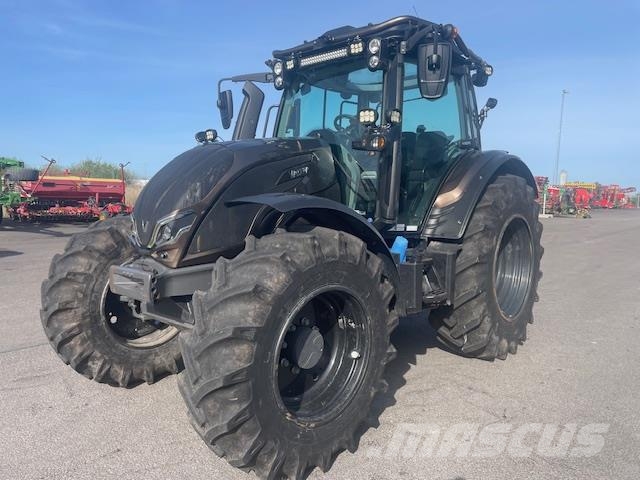 Valtra N175 DIRECT TWINTRAC Tractoren