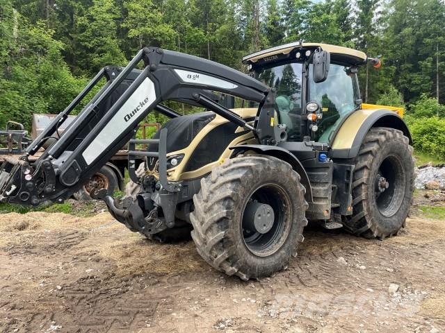 Valtra S324 SMARTTOUCH MR19 (GULD) Traktorji