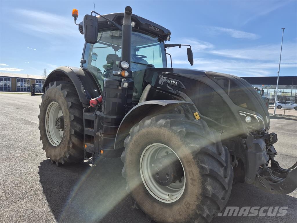 Valtra S324 SMARTTOUCH MR19 Tractores