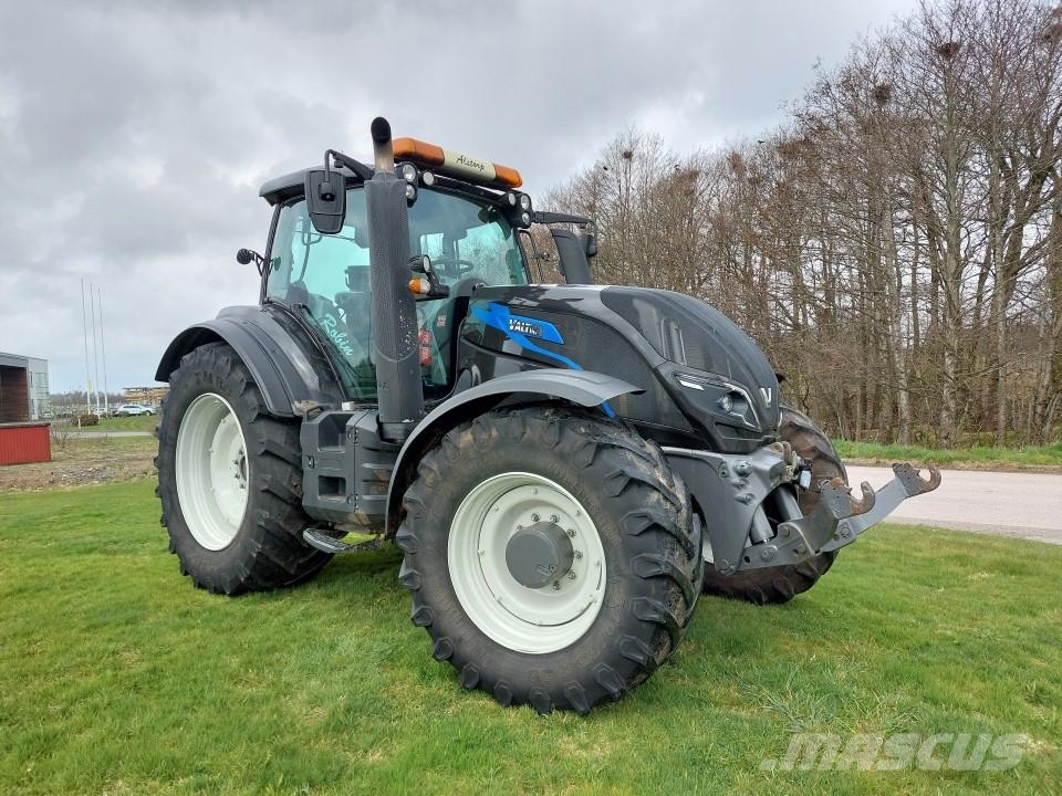 Valtra T194 DI SMART TOUCH Traktory