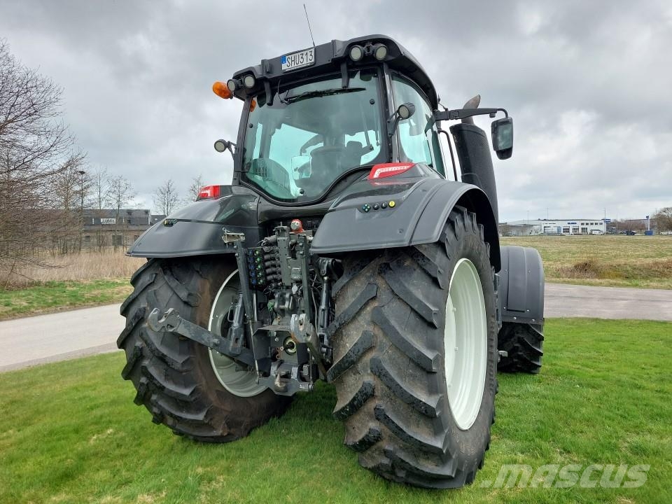 Valtra T194 DI SMART TOUCH Traktory