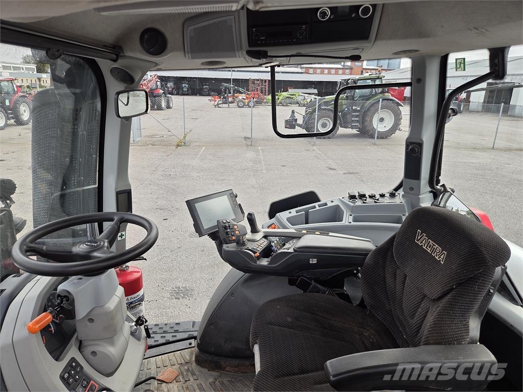 Valtra T194 DIRECT SMARTTOUCH, F + PTO + L トラクター