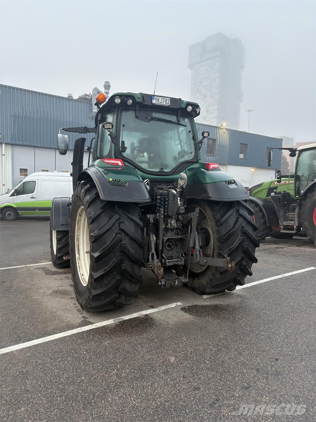 Valtra T214 DIRECT SMARTTOUCH + L + TT Tractores