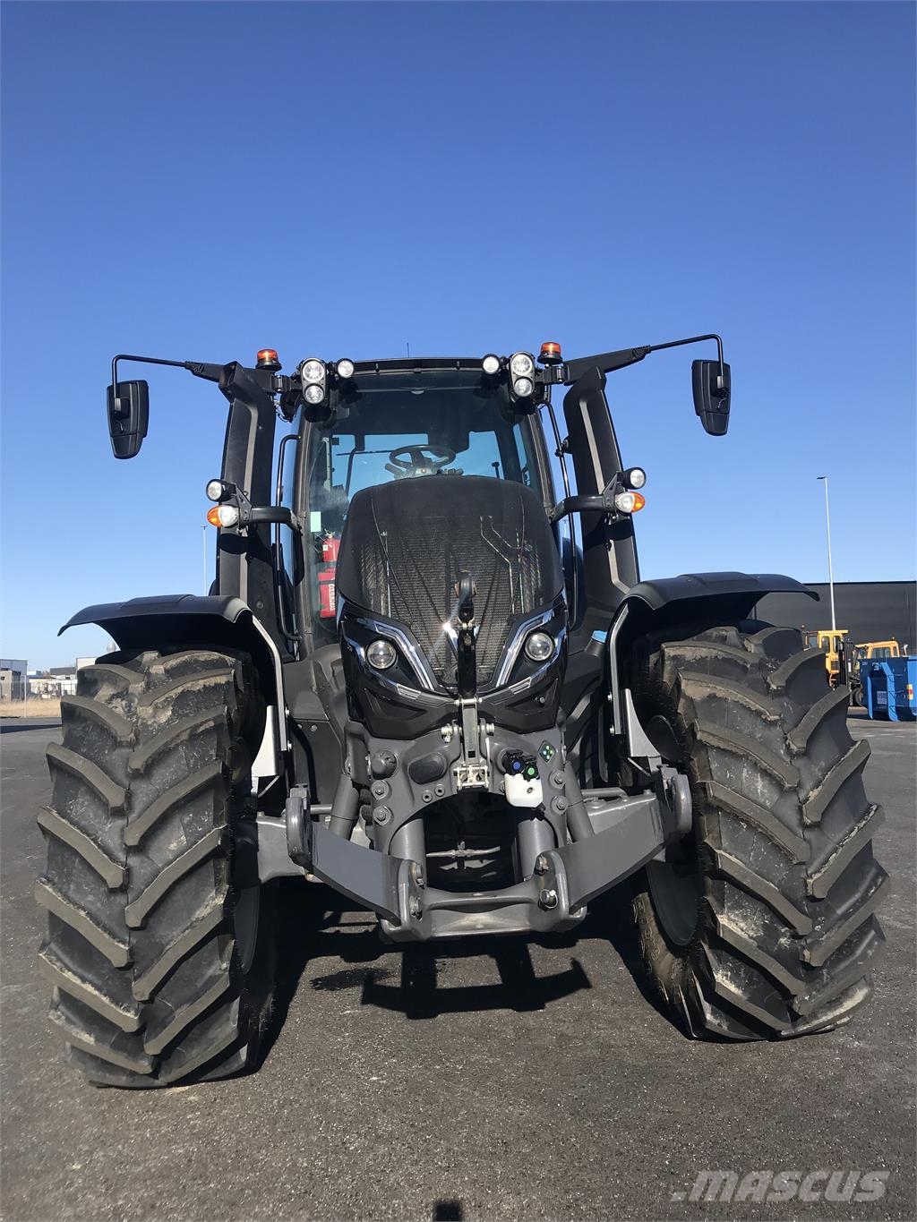Valtra T235 DIRECT Traktoriai