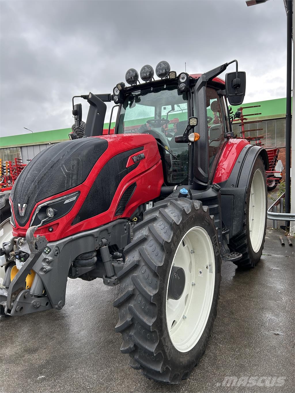 Valtra T254V Tractores