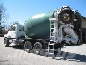 Mack RS686LS Egyéb