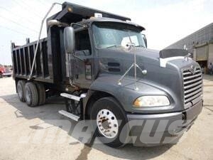 Mack Vision 傾卸式卡車