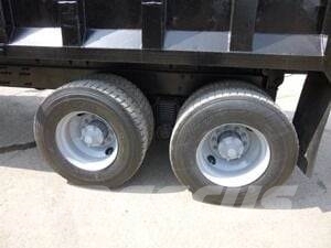 Mack Vision 傾卸式卡車