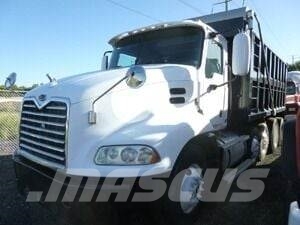 Mack Vision 傾卸式卡車