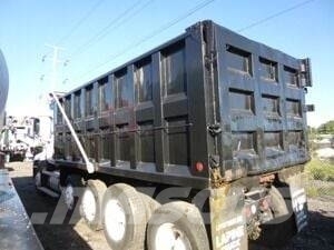 Mack Vision 傾卸式卡車