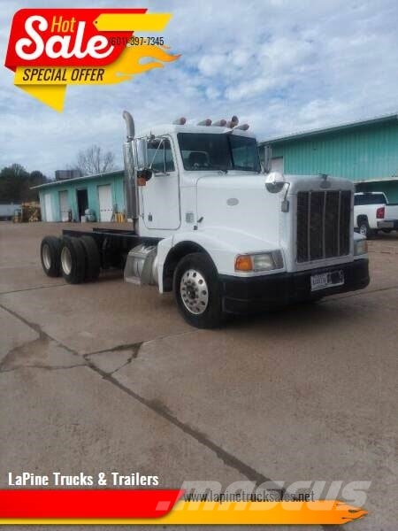 Peterbilt 377 平板车