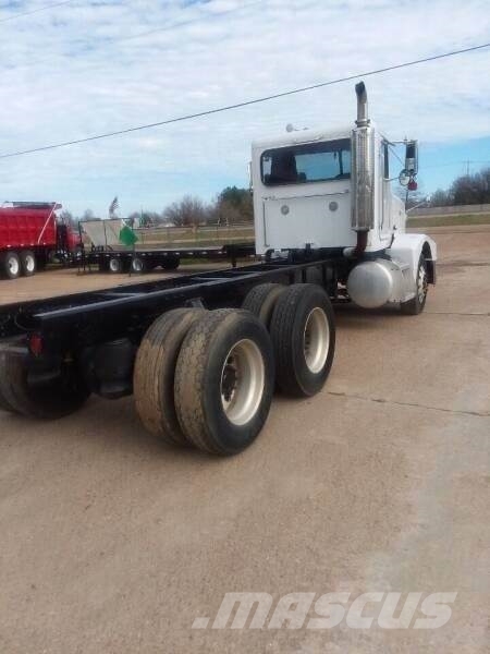 Peterbilt 377 平板车