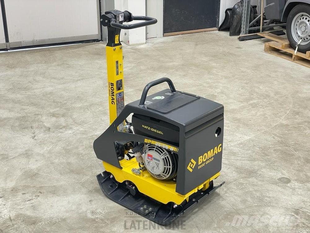 Bomag BPR25/50D tärylätkä. Vibro plošče