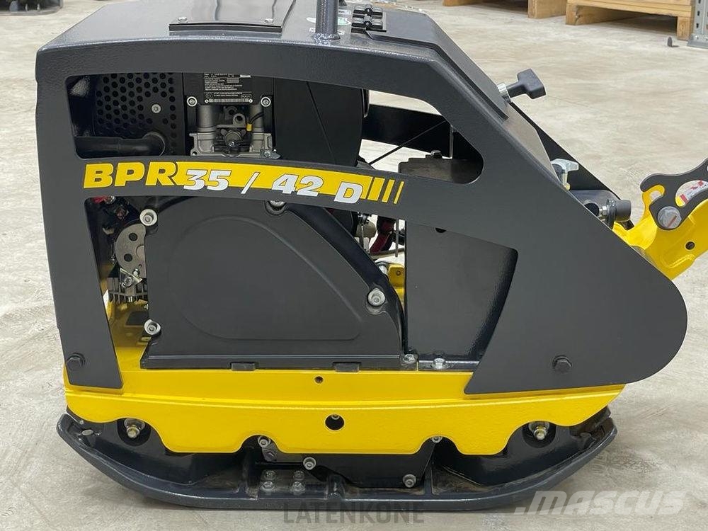 Bomag BPR35/42D tärylätkä renkailla Vibrationsgeräte