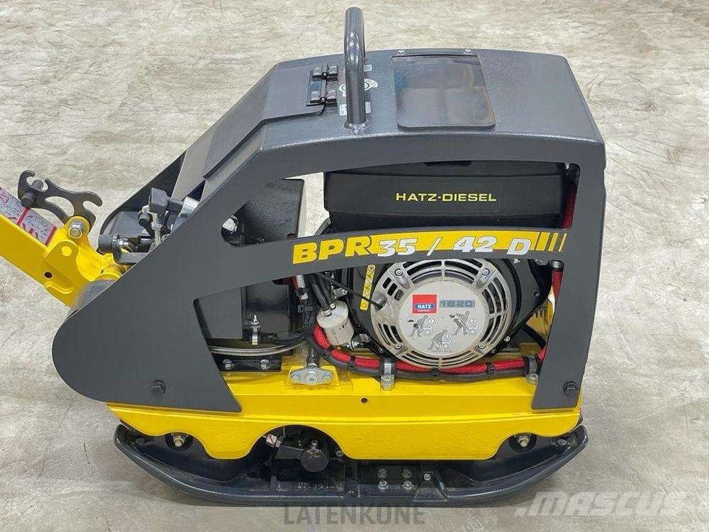 Bomag BPR35/42D tärylätkä renkailla Vibrationsgeräte