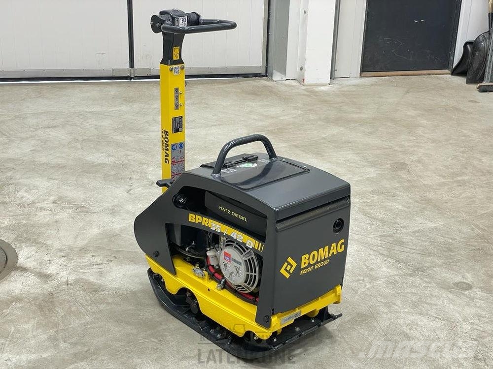 Bomag BPR35/42D tärylätkä renkailla Vibrationsgeräte