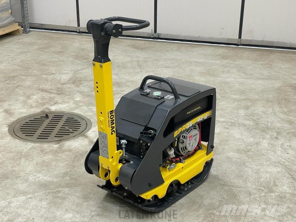 Bomag BPR35/42D tärylätkä renkailla Vibrationsgeräte