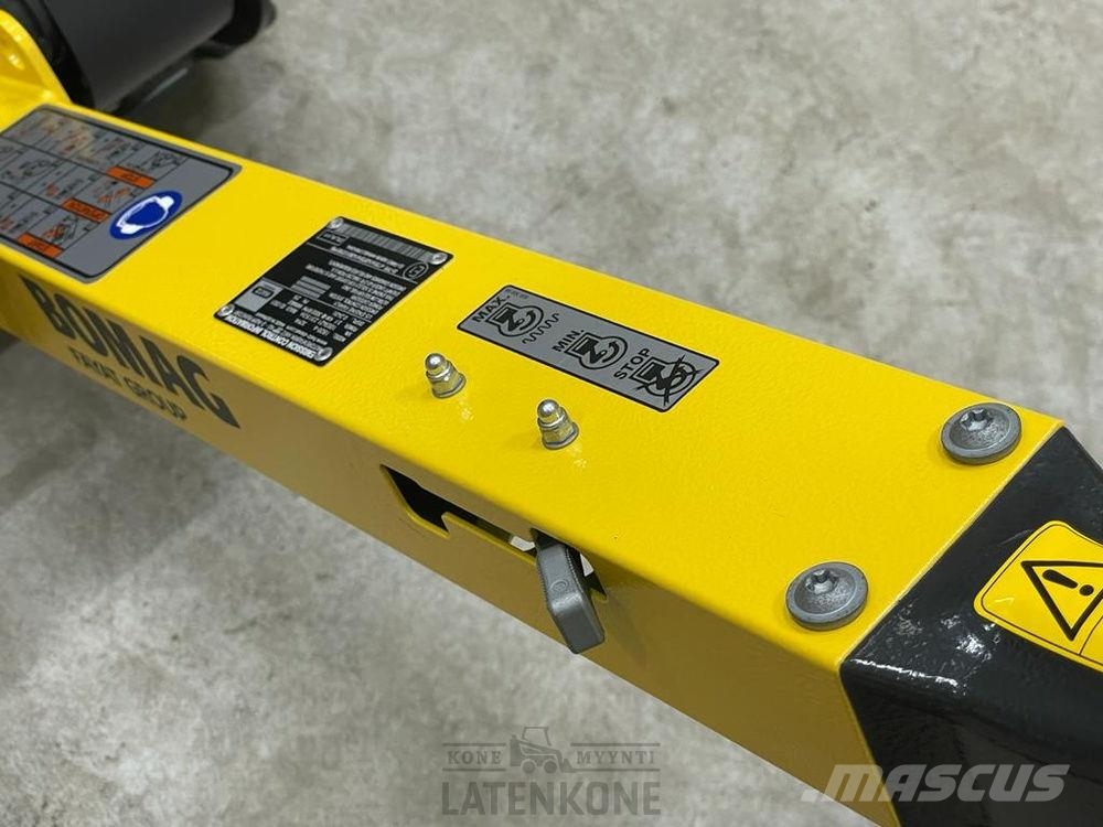 Bomag BPR35/60DE tärylätkä renkailla Vibrationsgeräte