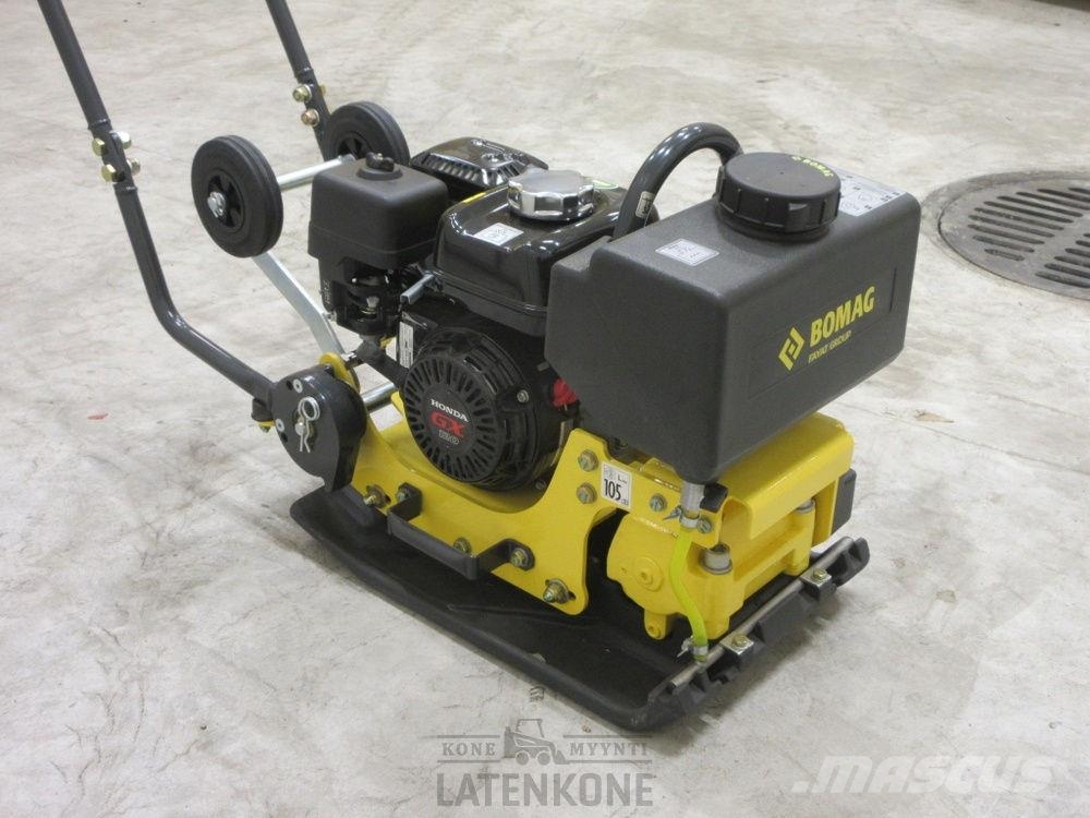 Bomag BVP10/36 tärylätkä vesityksellä ja renkailla Vibrationsgeräte