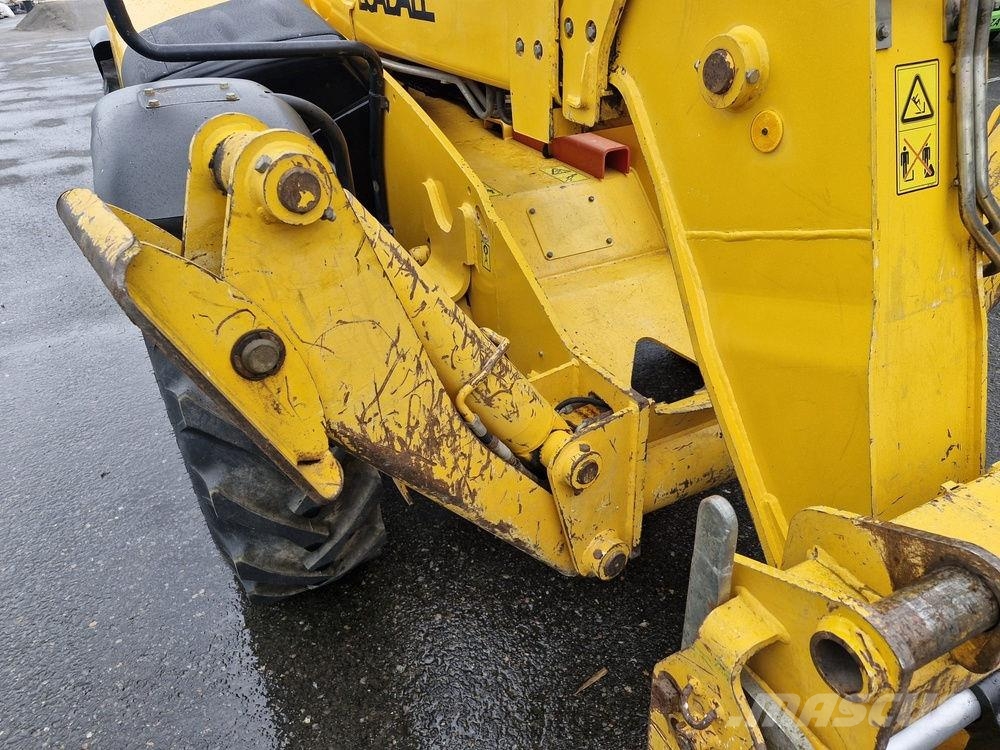 JCB 533-105 telehandler مناولات متداخلة