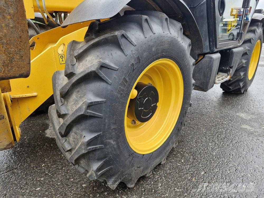 JCB 533-105 telehandler مناولات متداخلة