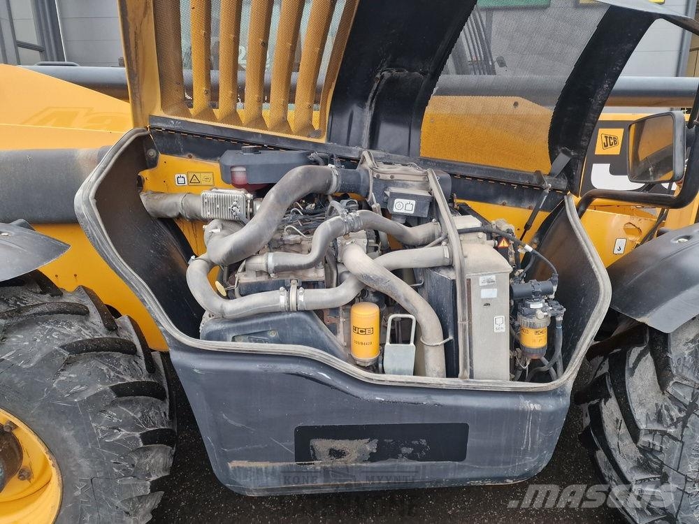 JCB 535-140 telehandler مناولات متداخلة