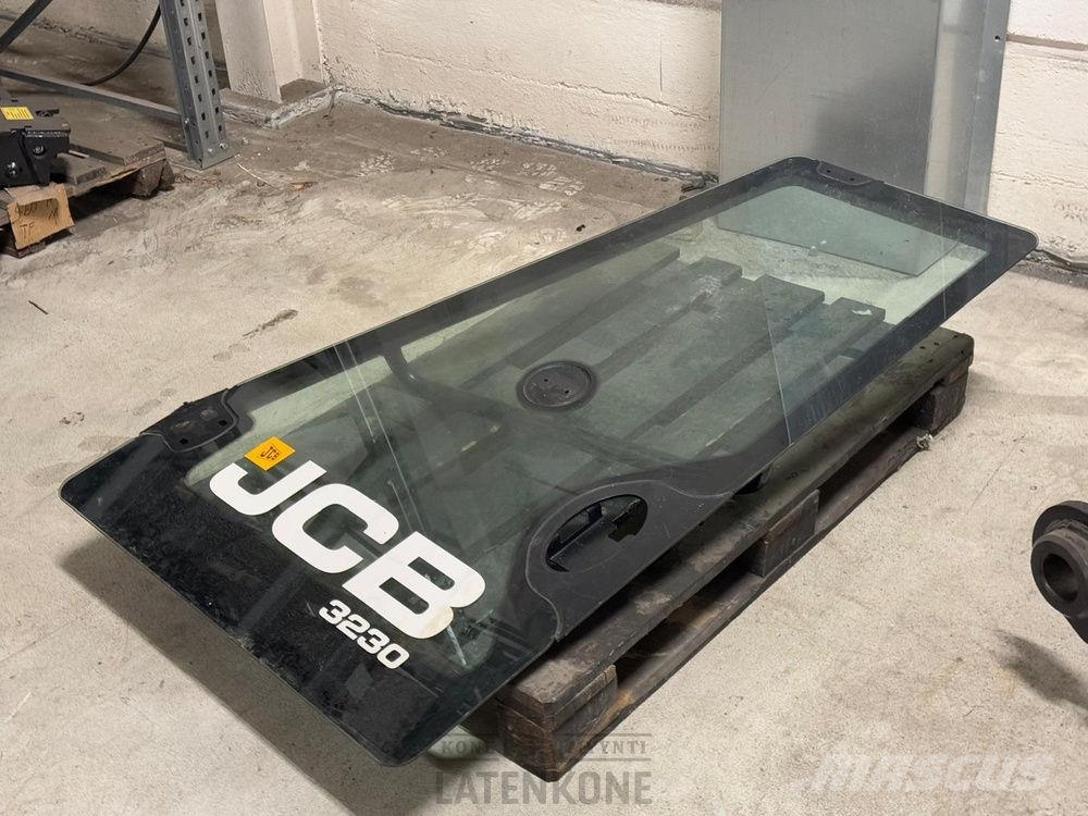 JCB Fastrak 3230 ovi Part list No. 332/A0360 + 827/803 Kabinos