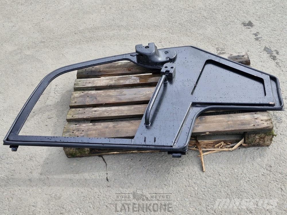 JCB Teletruk ovi (ilman laseja) Ohjaamo ja sisusta