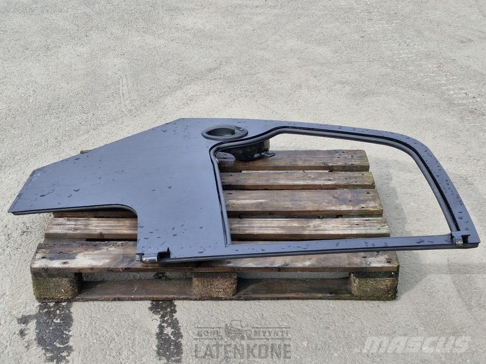 JCB Teletruk ovi (ilman laseja) Ohjaamo ja sisusta