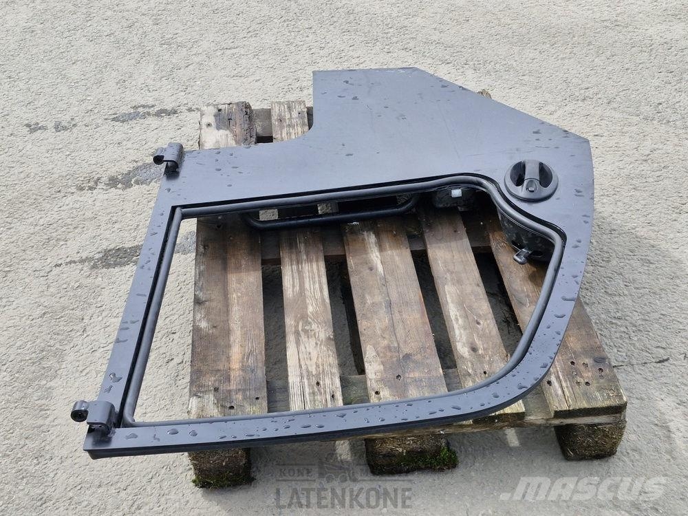JCB Teletruk ovi (ilman laseja) Ohjaamo ja sisusta