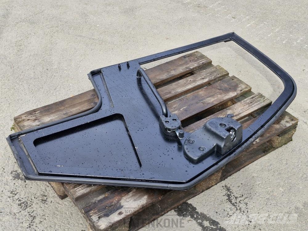 JCB Teletruk ovi (ilman laseja) Ohjaamo ja sisusta