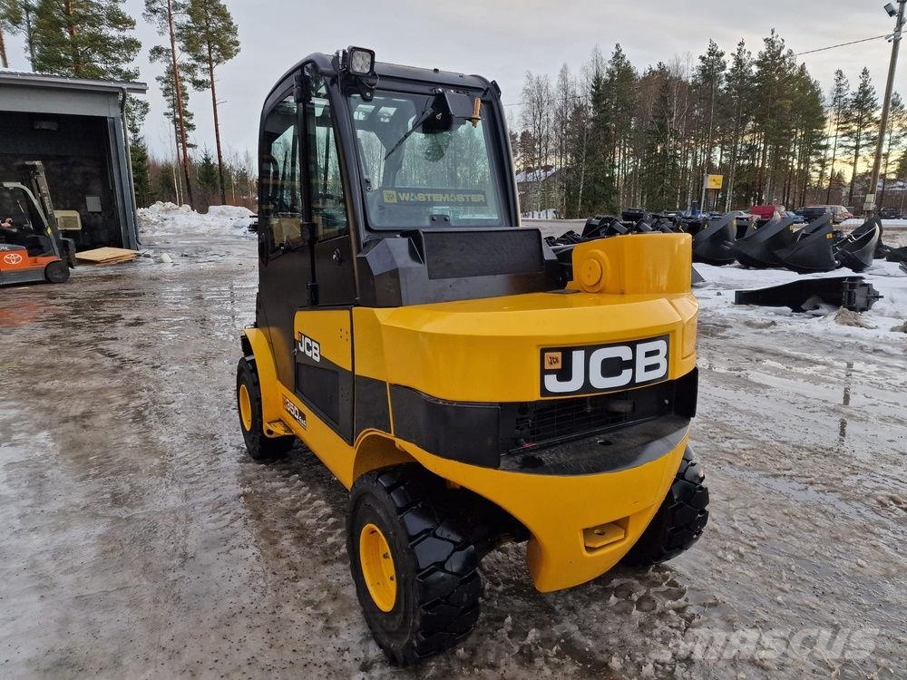 JCB TLT 35D 4x4 Teletruk Kahveltõstukid - muud
