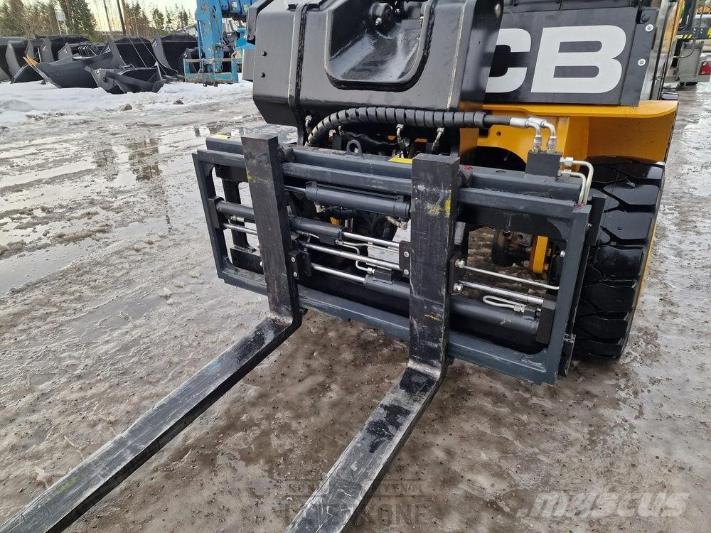 JCB TLT 35D 4x4 Teletruk Kahveltõstukid - muud