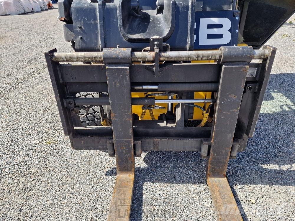 JCB TLT 35D 4x4 Teletruk شاحنات ذات رافعات شوكية - أخرى