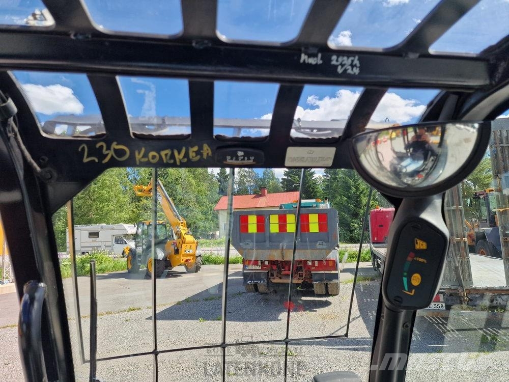JCB TLT 35D 4x4 Teletruk شاحنات ذات رافعات شوكية - أخرى