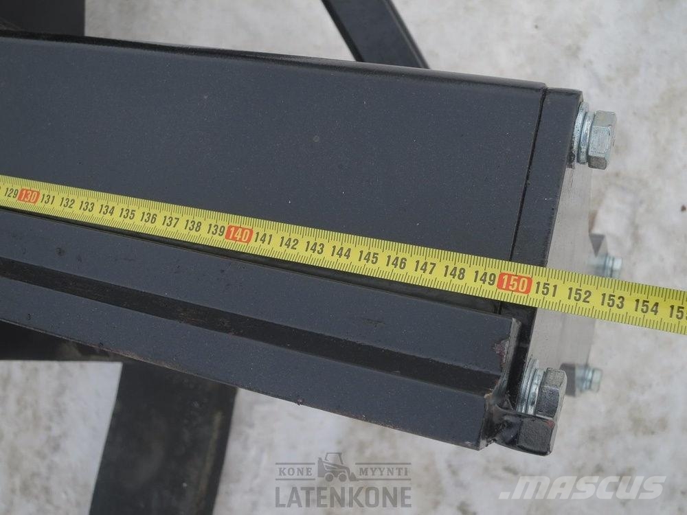 Laten Hydrauliset trukkipiikit 3,5ton 150/120cm NTP10 Ro Građevinarske viljuške
