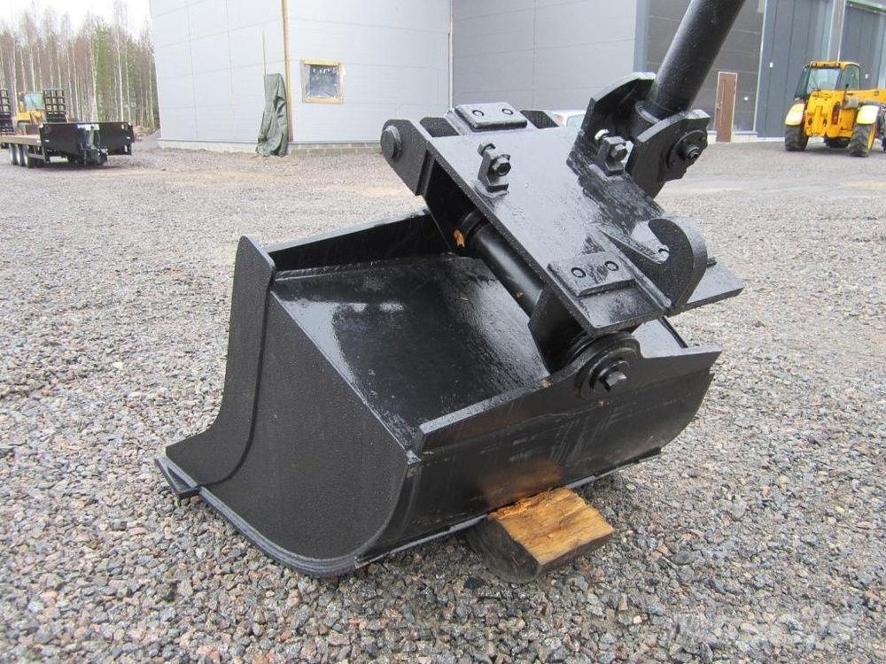 Laten Kallistuva luiskakauha 1450mm NTP10 TS Kauhat