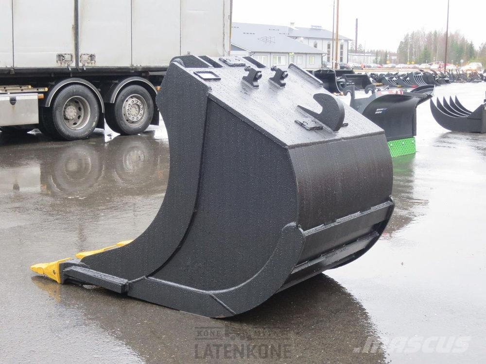 Laten Kuokkakauha 1300mm NTP20/30 kynsillä 挖斗
