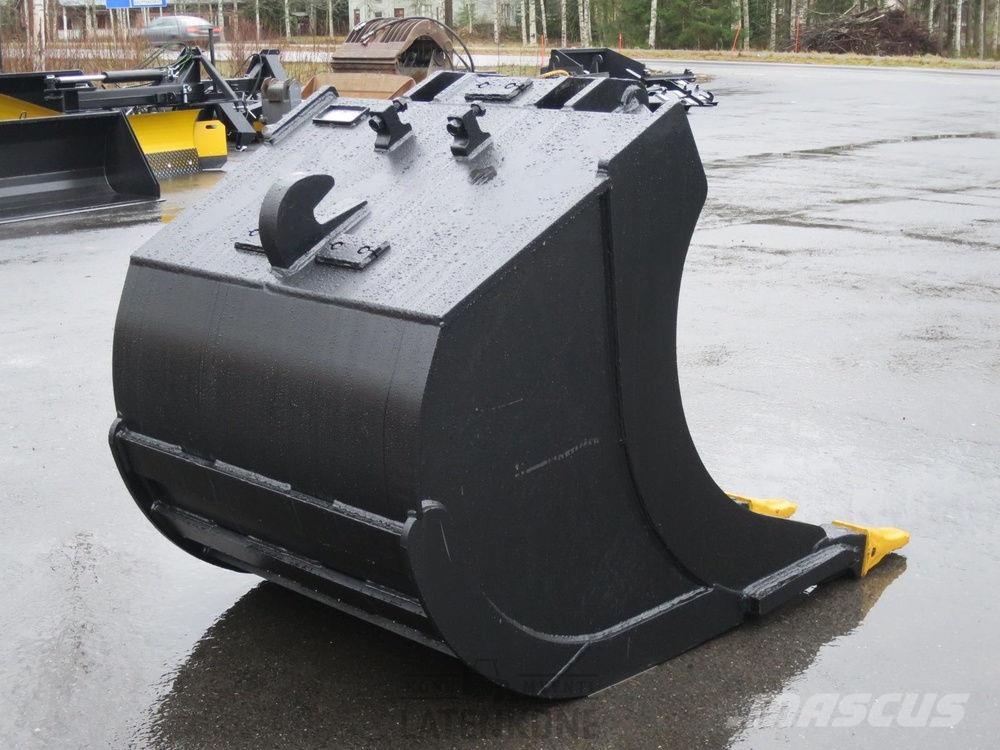 Laten Kuokkakauha 1300mm NTP20/30 kynsillä 挖斗