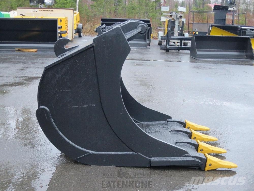 Laten Kuokkakauha 1300mm NTP20/30 kynsillä 挖斗