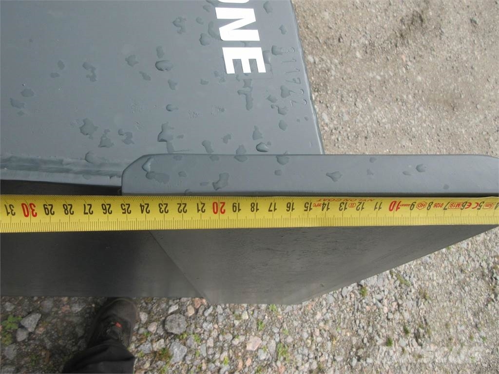 Laten Luiskaojakauha 1600/1380 700L NTP10 HW Buckets