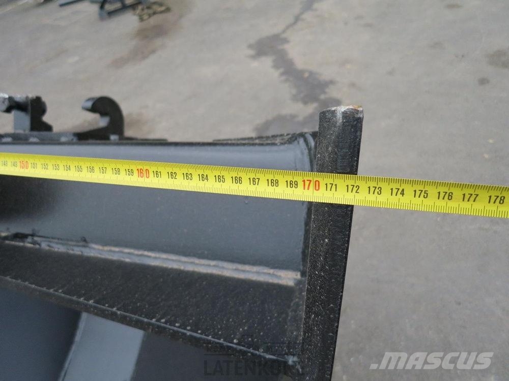Laten Metsäojakauha 700L NTP10 挖斗