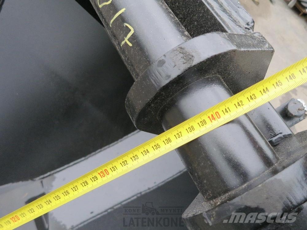 Laten Metsäojakauha 700L NTP10 挖斗